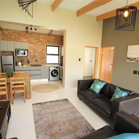 Garden Flat - Walk To The Beach Plettenberg Bay Exteriör bild
